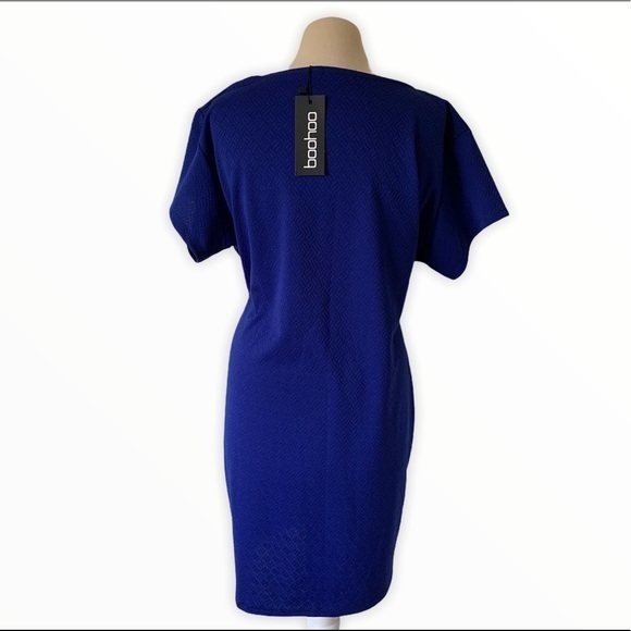 Boohoo Plus Blue textured Fabric‎ sheath Dress - Picture 3 of 3